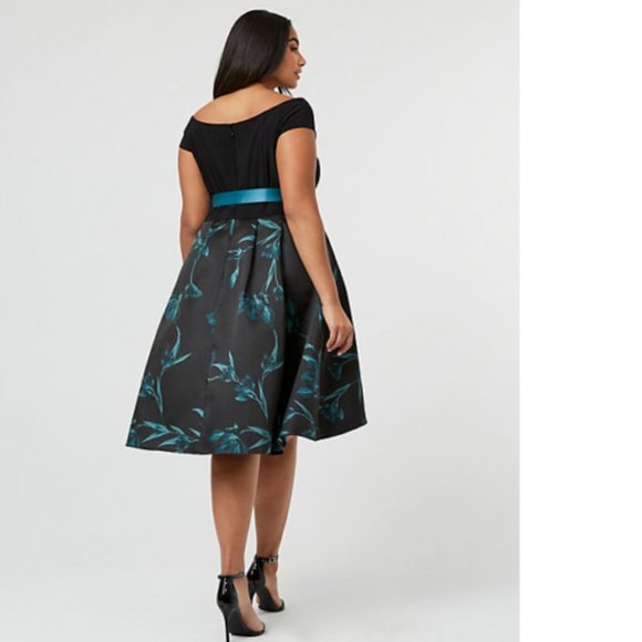 Le Chateau PLUS SIZE Teal Blue Emerald Green Black Leaf Fit Flare Formal dress - Picture 2 of 6